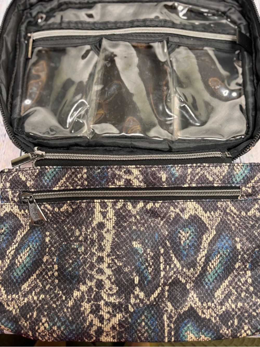 Aimee Kestenberg Blue Tan Snakeskin Print Hanging Travel Toiletry Cosmetic Bag